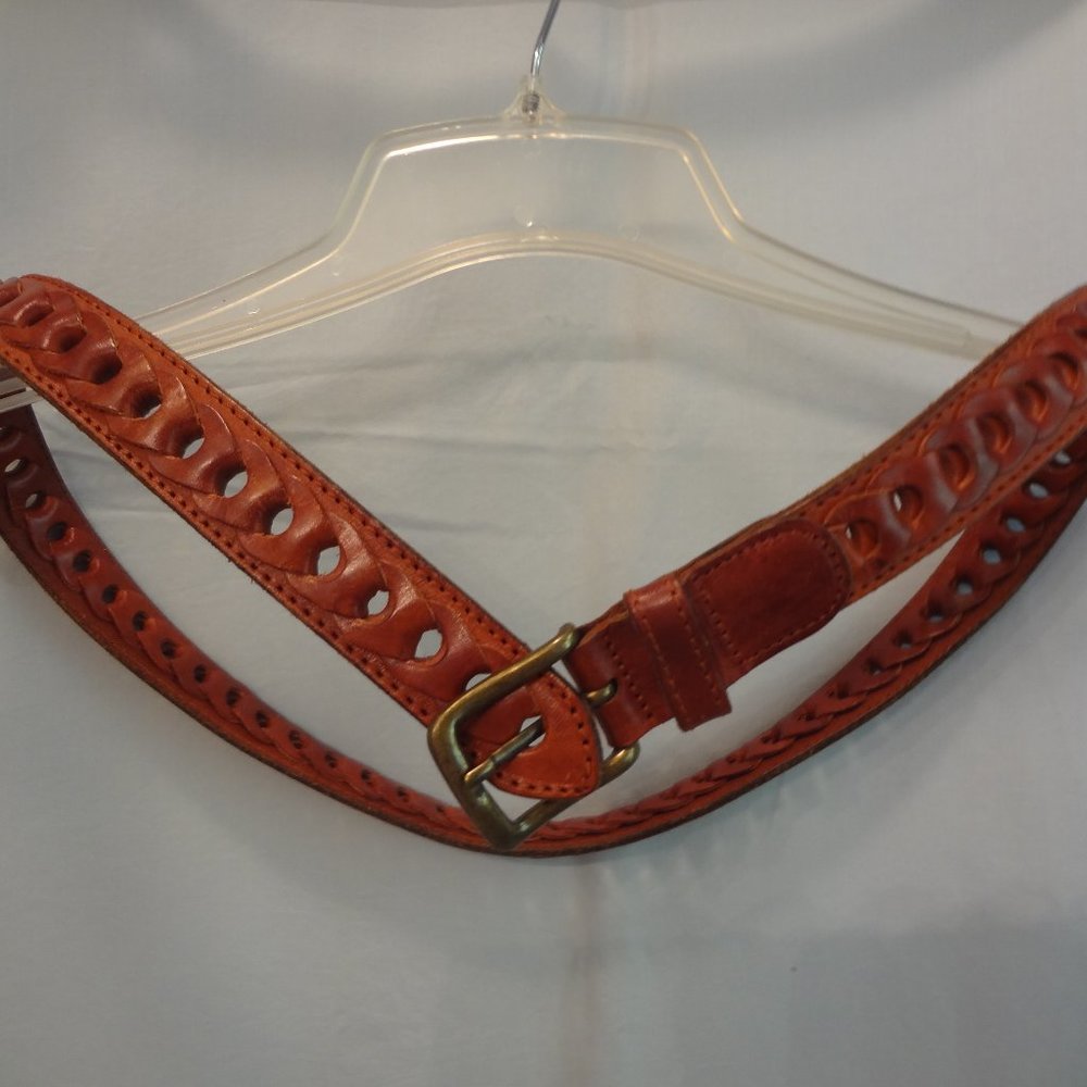 Mens leather belt, size 38